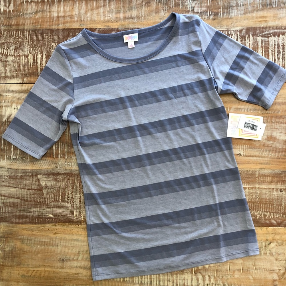 LuLaRoe Gigi top